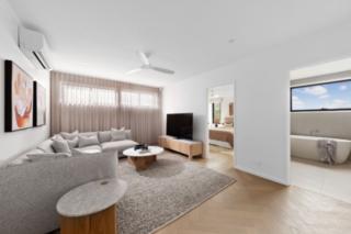 yourtown Draw 555 Photo